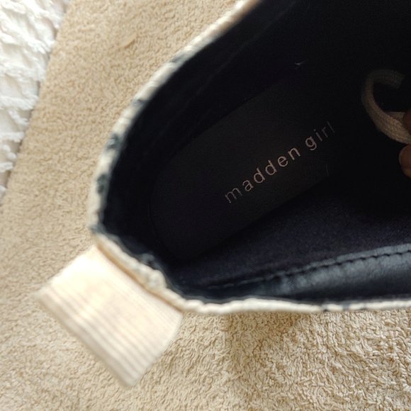 MADDEN GIRL Platform Wedge Snakeskin Sneakers Lace-Up - Picture 6 of 6